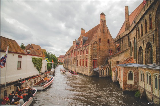 Cooes N Cuddles Photography//The Brugge I fell for//Canals galore